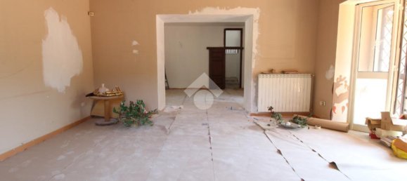 2 Schlafzimmer Haus in Caserta, Italy, Nr. 310039 7