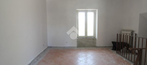 2 Schlafzimmer Haus in Caserta, Italy, Nr. 310039 50