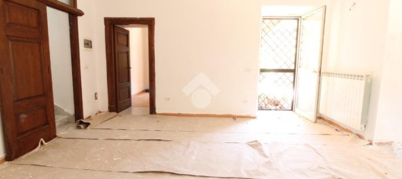 2 Schlafzimmer Haus in Caserta, Italy, Nr. 310039 6