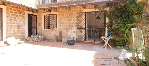 2 Schlafzimmer Haus in Caserta, Italy, Nr. 310039 12