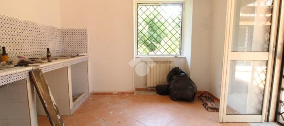2 Schlafzimmer Haus in Caserta, Italy, Nr. 310039 8
