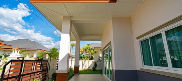 3 bedrooms Villa in Pattaya, Thailand No. 26410 2