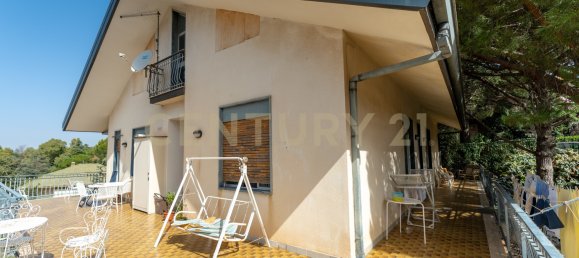 10 chambres Villa à Ragalna, Italy No. 329008 9