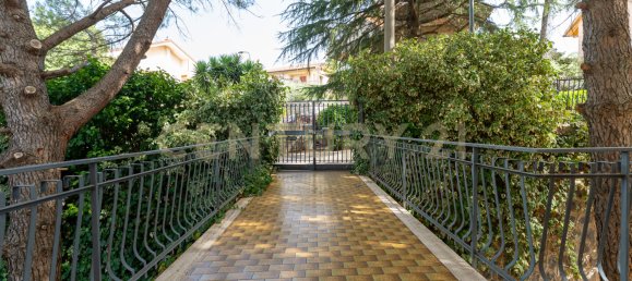 10 chambres Villa à Ragalna, Italy No. 329008 3