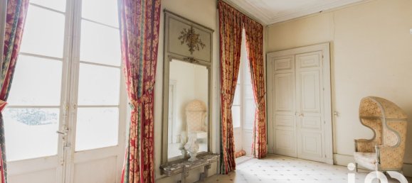 72 rooms Castles in Blet, France No. 66535 7