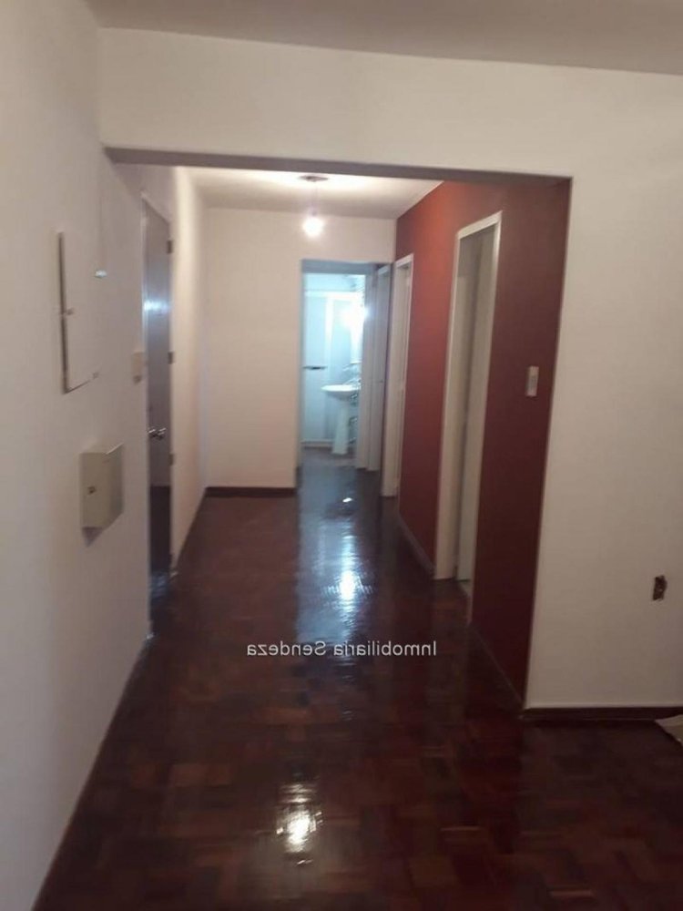 Квартира с 2 спальнями в Монтевидео, Уругвай № 5026