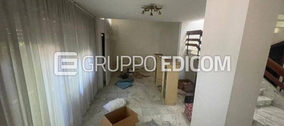 3 rooms Apartment in Carrara, Italy No. 49139 21