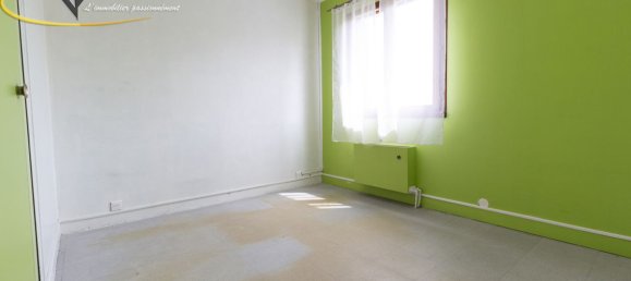 Casa de 3 dormitorios en Jouy-le-Moutier, France No. 171920 14