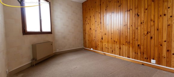 Casa de 3 dormitorios en Jouy-le-Moutier, France No. 171920 13