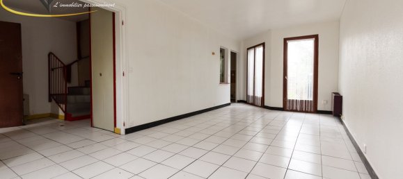 Casa de 3 dormitorios en Jouy-le-Moutier, France No. 171920 3