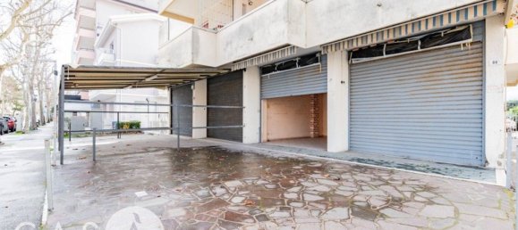 123m² Commercial property in Rimini, Italy No. 176893 9