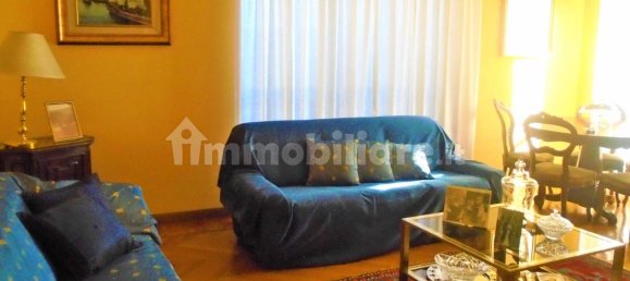 3 bedrooms Apartment in Turin, Italy No. 120789 4
