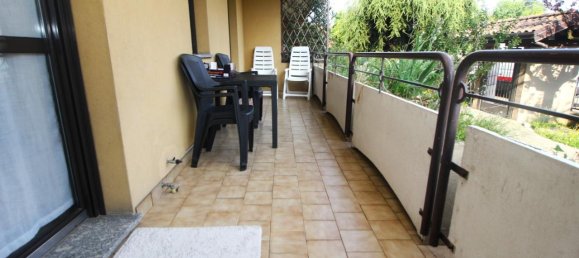 Apartamento de 3 habitaciónes en Gorla Minore, Italy No. 79670 2