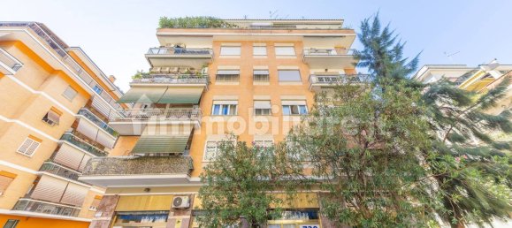 Квартира с 1 спальней в Рим, Италия № 259172 27