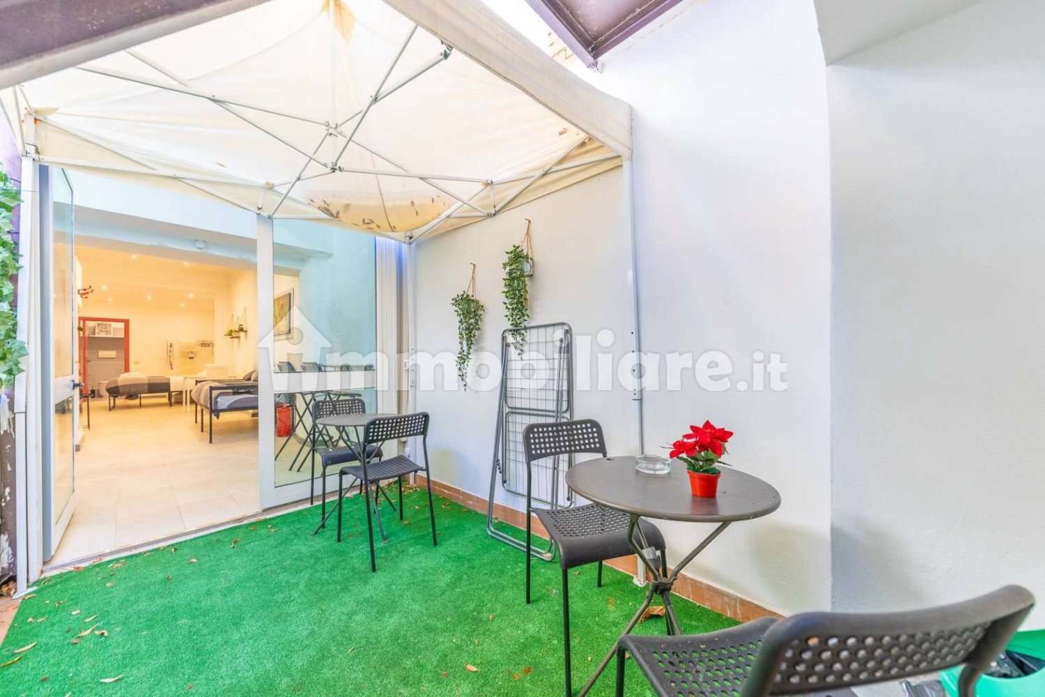 Квартира с 1 спальней в Рим, Италия № 259172