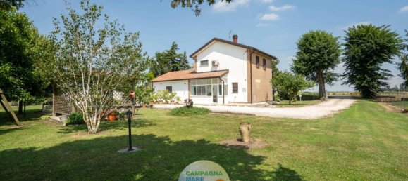 Villa T3 em Jolanda di Savoia, Italy N.º 341918 2