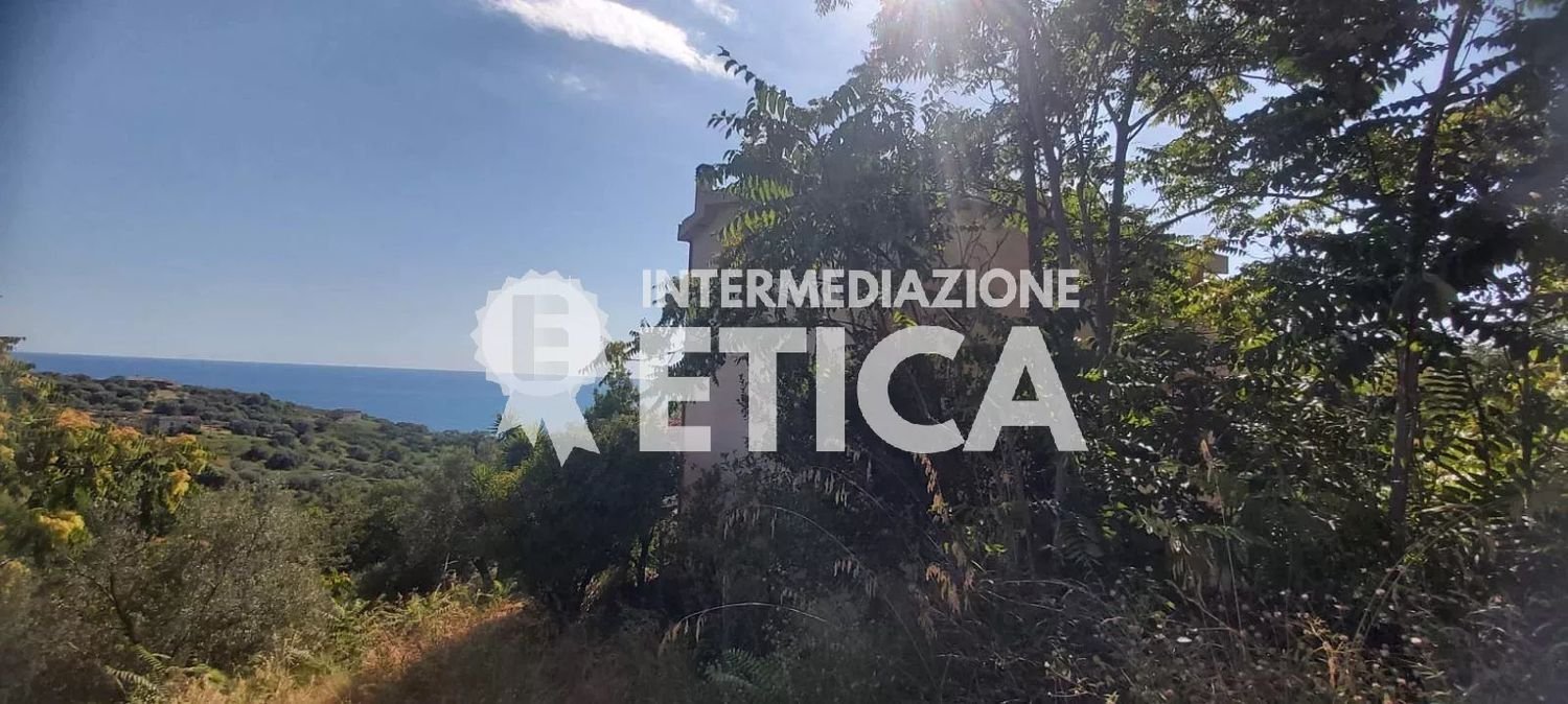 4 bedrooms House in Belvedere Marittimo, Italy No. 339850