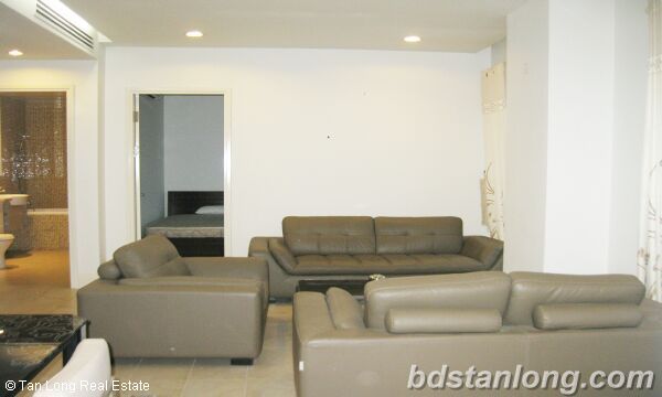 Квартира с 2 спальнями в Тэйхо, Вьетнам № 5539