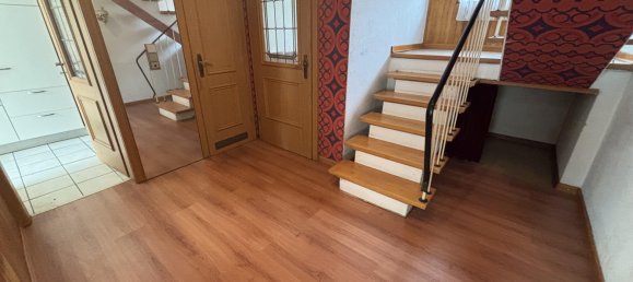 4 rooms Townhouse in Hanover, Germany No. 282649 3