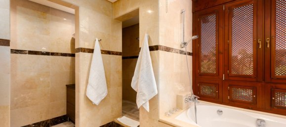 Penthouse T3 em Marbella, Spain N.º 141879 25