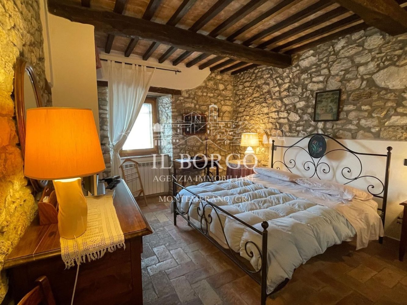 3 rooms Duplex in Semproniano, Italy No. 261407