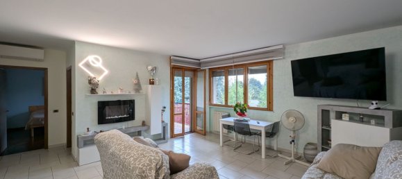 3-salle Appartement à Ossona, Italy No. 330385 5