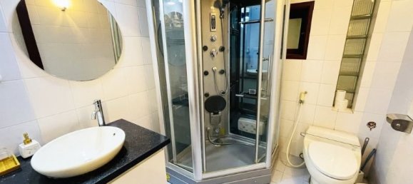 4 Schlafzimmer Haus in Tay Ho, Vietnam, Nr. 7948 11