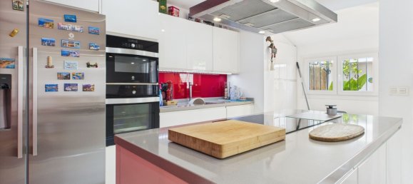 3 bedrooms Townhouse in Estepona, Spain No. 136600 9