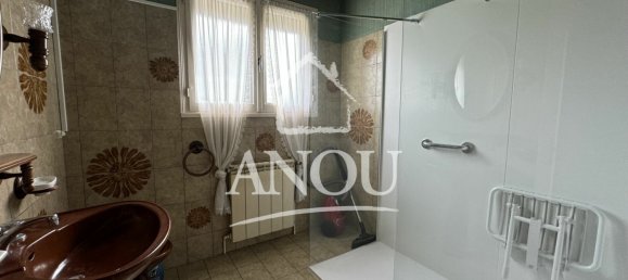 Castillos de 4 dormitorios en Brou, France No. 88712 7