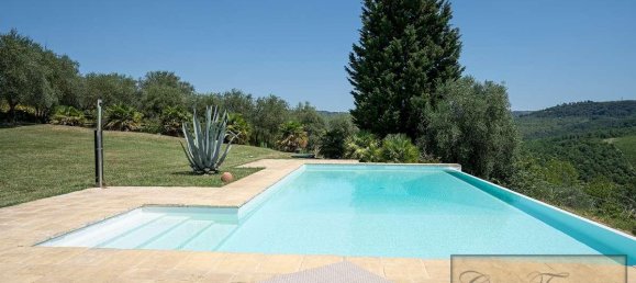 6 bedrooms Villa in Certaldo, Italy No. 137 3