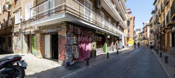 224m² Commercial property in Granada, Spain No. 178874 2