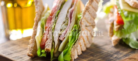 3غرفة عقار تجاري في Merate, Italy رقم 145112 15