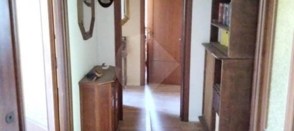 7 rooms Apartment in Sutri, Italy No. 12997 13