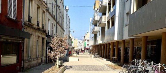 3 rooms Apartment in Le Pre-Saint-Gervais, France No. 334220 6