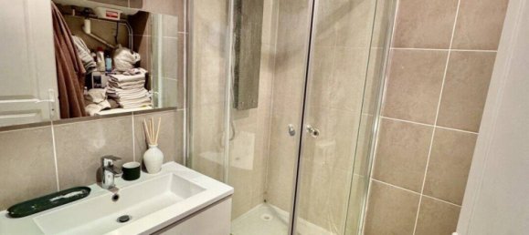 3 rooms Apartment in Le Pre-Saint-Gervais, France No. 334220 8