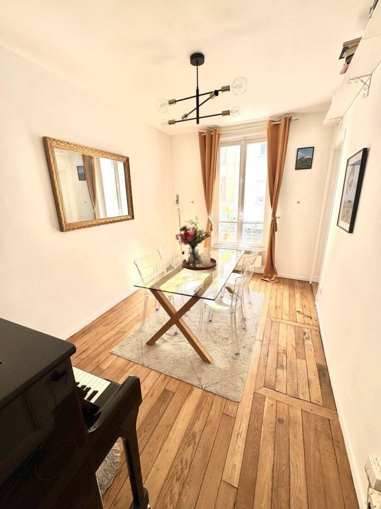 3 rooms Apartment in Le Pre-Saint-Gervais, France No. 334220