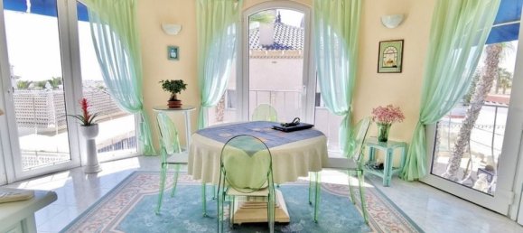 3 غرف نوم فيلا في San Miguel de Salinas, Spain رقم 176124 10