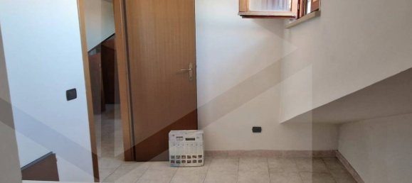 3 rooms Apartment in Ciampino, Italy No. 18496 13