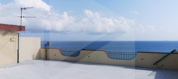 3 rooms Apartment in Messina, Italy No. 28000 7