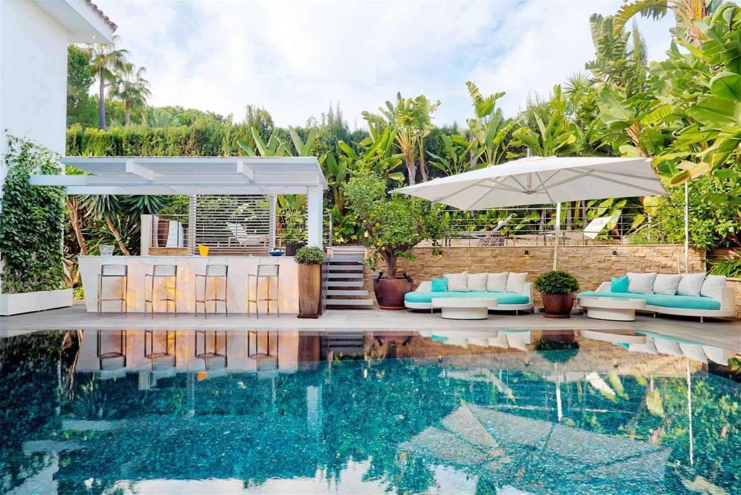 Casa de 6 dormitorios en Marbella, Spain No. 130040