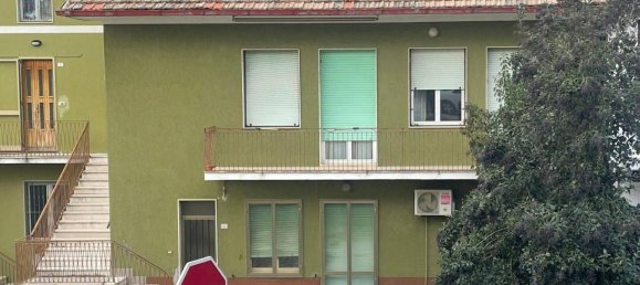 Casa de 8 habitaciónes en Terre Roveresche, Italy No. 72192 3