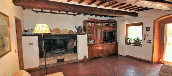 5 bedrooms House in Cetona, Italy No. 57851 11