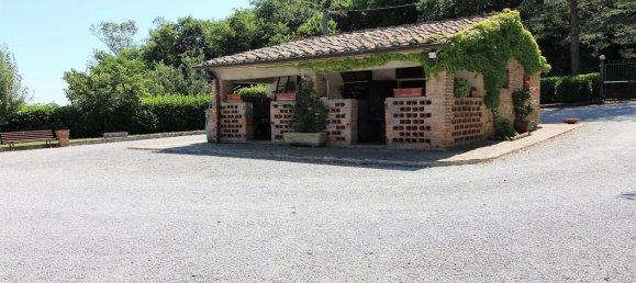 5 bedrooms House in Cetona, Italy No. 57851 7