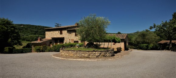 5 bedrooms House in Cetona, Italy No. 57851 8