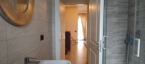 7-salle Maison à Grottaferrata, Italy No. 98174 9