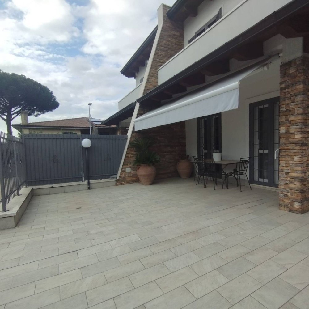 7-salle Maison à Grottaferrata, Italy No. 98174