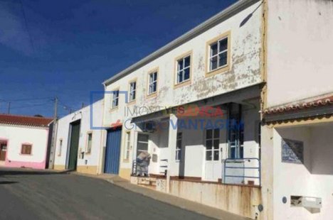 417m² Warehouse in Vale de Santiago, Portugal No. 32213