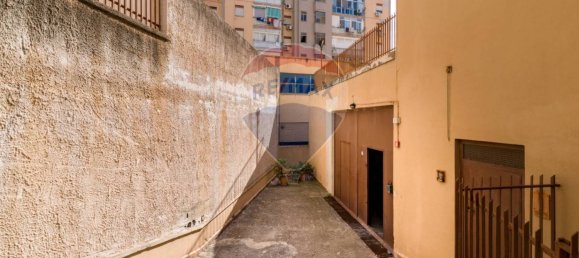 1-Zimmer Gewerbliche Immobilie in Palermo, Italy, Nr. 45087 9