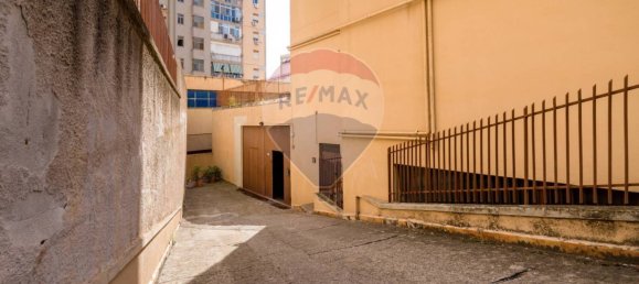 1-Zimmer Gewerbliche Immobilie in Palermo, Italy, Nr. 45087 11