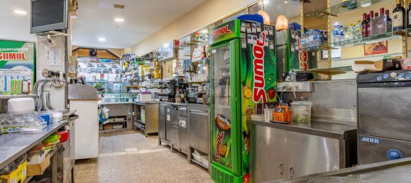 157m² Commercial property in Loures, Portugal No. 180743 18